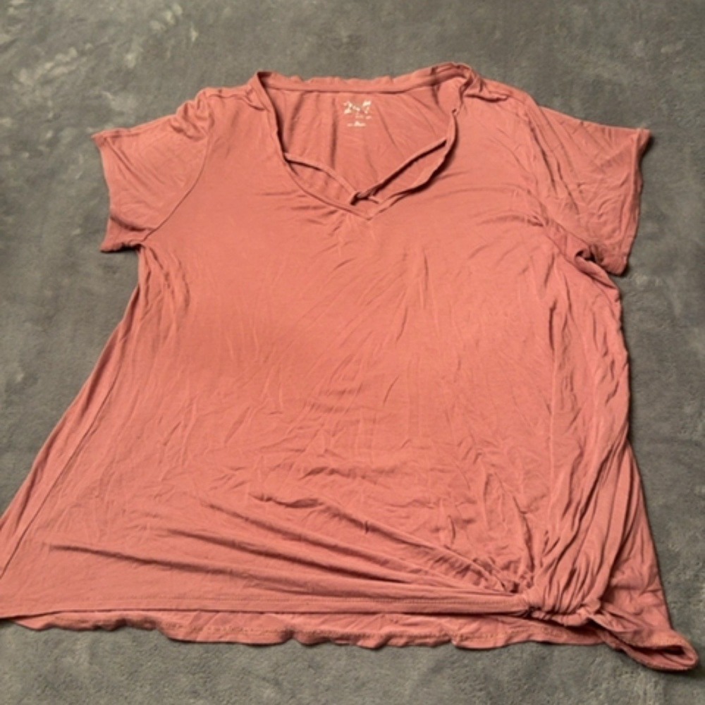 24/7 By Maurices T-Shirt Women XL Pink V-Neck Knot Detail Casual Soft Tee